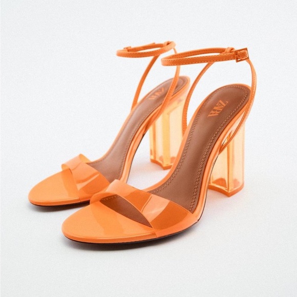 ZARA HIGH HEEL METHACRYLATE
SANDALS - Picture 4 of 6